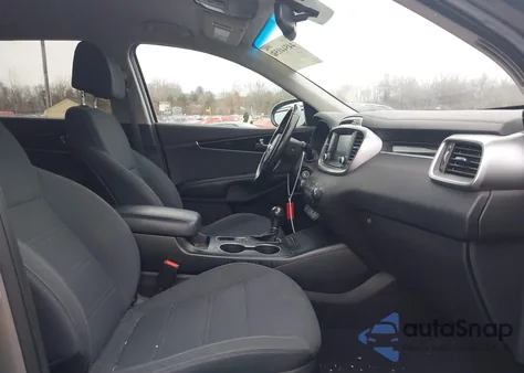 2017 Kia Sorento 2.4L Lx из США, поврежденный, VIN 5XYPGDA3XHG280459